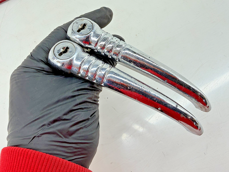 (1) Vintage 1930s 1940s Buick Deck Lid Trunk Handle GM C34-33