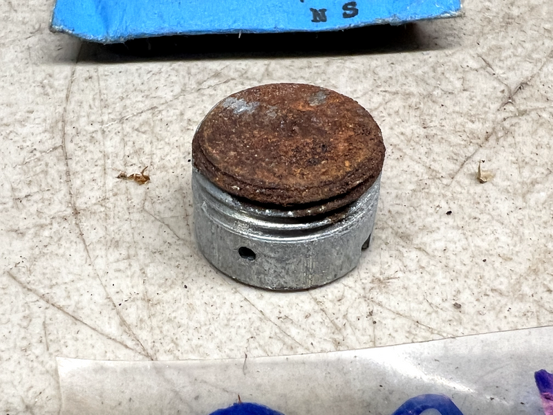 NOS Ford 375602-S8 Plug B31-144