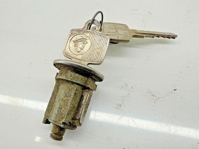 OEM 1961 - 1965 Mercury Comet Ignition Cylinder & Keys C57-30