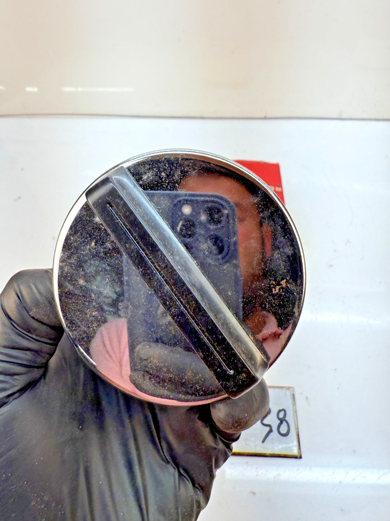 NOS Robertshaw Chrome Gas Cap RG-49 B2-38