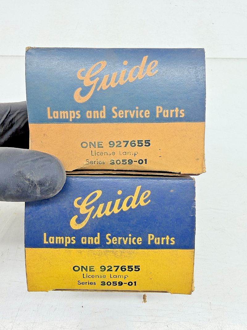 (1) NOS 1951 1952 Chevrolet Bel Air License Light Lamp 927655 L1-51 C71-11