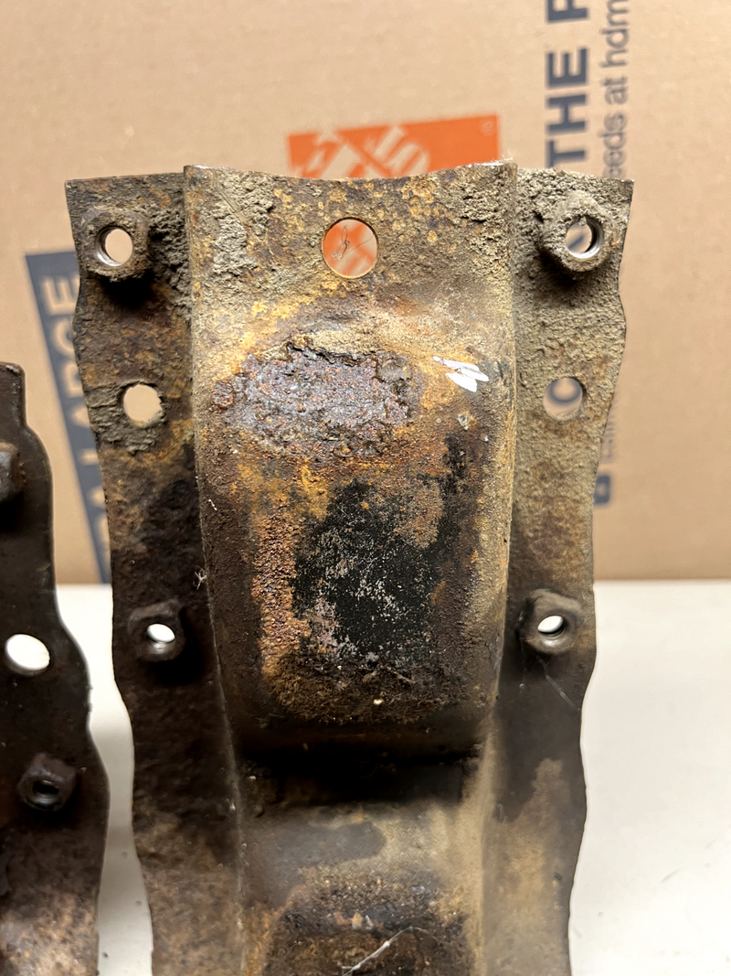 OEM 73-87 Chevy GMC C10 C20 K10 K20 K30 PAIR Gas Tank Hanger Bracket U3B