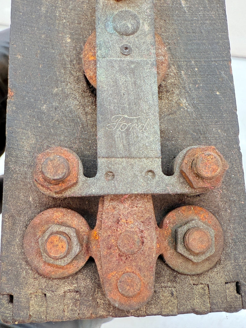 RARE Antique 1908 - 1927 Ford Model T Buzz Coil Box - Metal Top Display B78-25