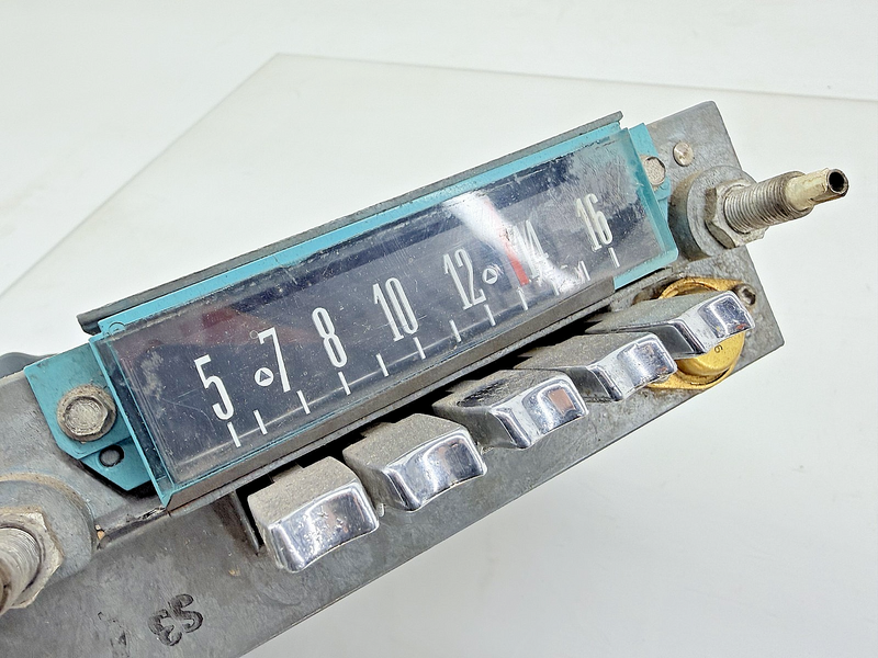 Classic Original 1962 - 1963 FORD FoMoCo Radio 3TMY  B77-11