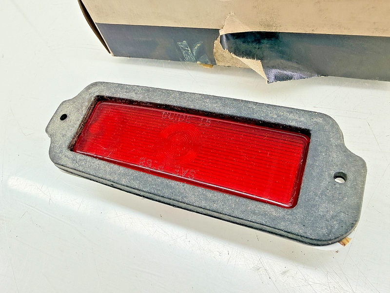 NOS 1968 1969 CHEVROLET IMPLALA CAPRICE REAR MARKER LAMP LENS 5959658 C71-59