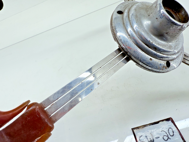 Vintage ORIGINAL 1939 BUICK 8 EIGHT CHROME Flat Bar BANJO STEERING WHEEL SW-20