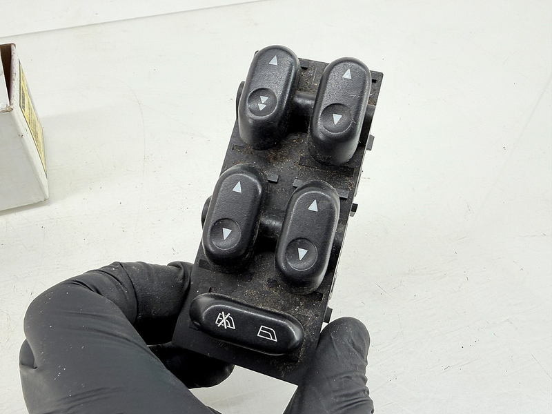 OEM 2004 - 2008 Ford F150 Master Power Window Switch C30-43