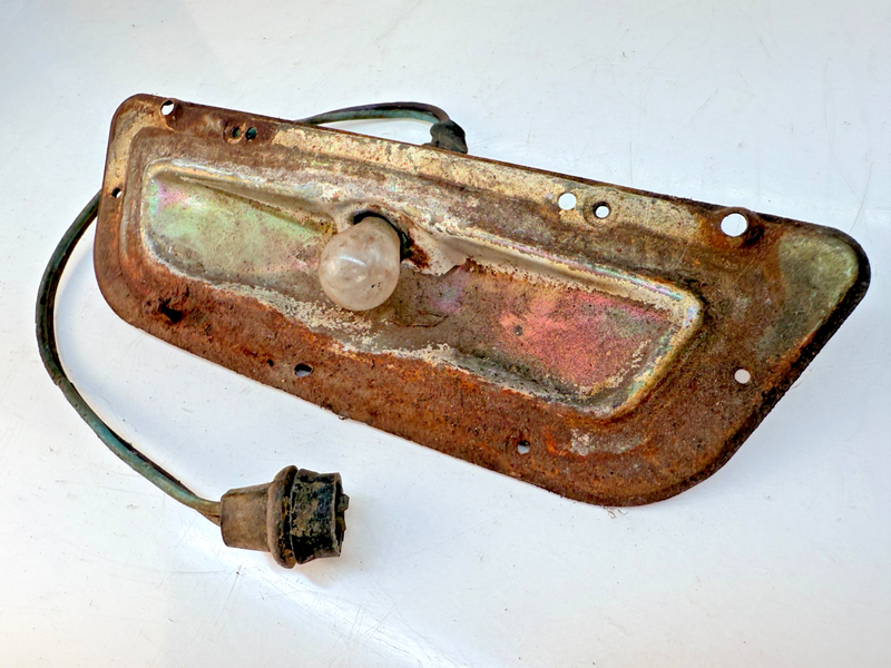 OEM 1960 CHEVY IMPALA BEL AIR EL CAMINO PARK LIGHT TURN SIGNAL HOUSING B4-38