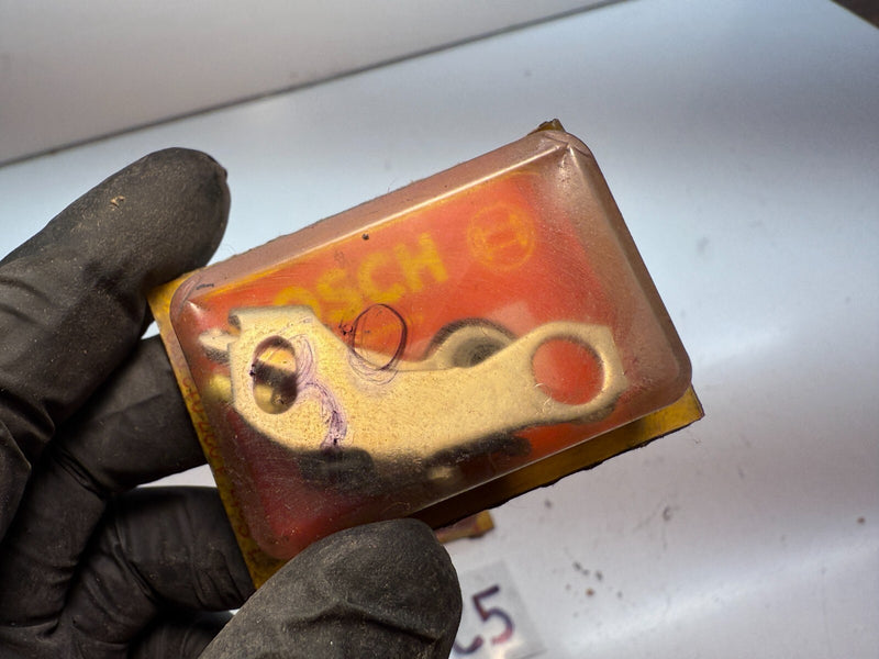 (1) NOS Bosch Ignition Contact (1237-013-039) -- VW (1964-1969) C5-30