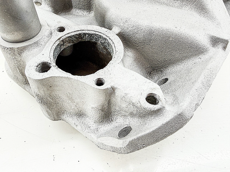 Edelbrock R4B Jeep AMC 304 360 390 401 1966 - 69 V8 Aluminum Intake Manifold M-8