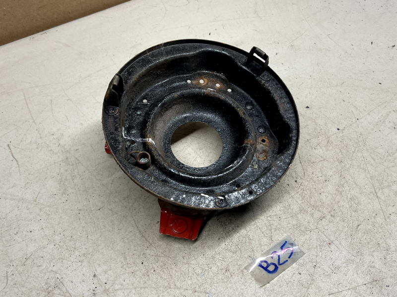 1960 CHEVROLET IMPALA BELAIR BISCAYNE LEFT HEADLIGHT BUCKET SUPPORT BRACKET B25