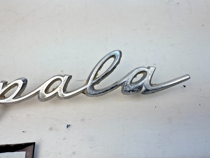 1961 - 1962 Chevrolet Impala Script Quarter Panel Chrome Emblem E7-65