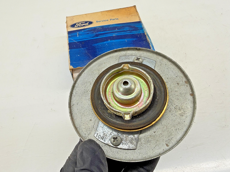 NOS 1972 - 1974 Mercury Comet Montego Cougar Fuel Cap D24Y-9030-A C62-49