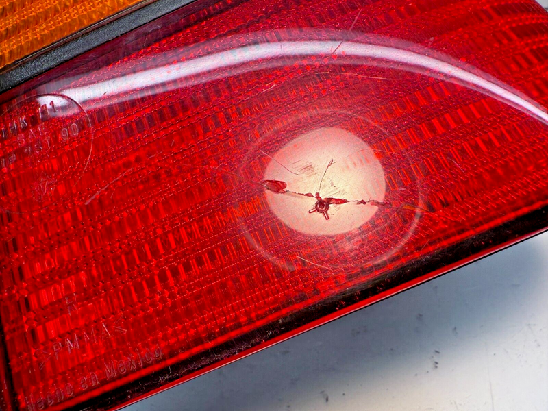 NOS 1993 1994 1995 1996 1997 1998 1999 Volkswagon Jetta Rear Tail Light RH C9-11