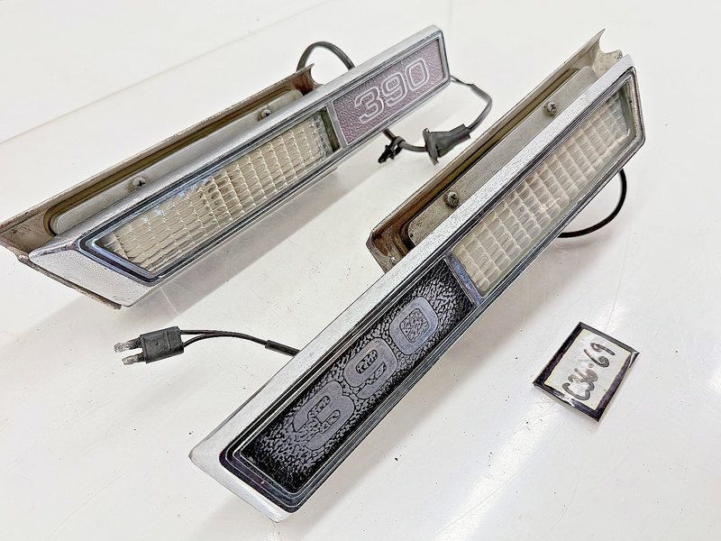 OEM 1969 Ford Galaxie 390 PAIR Front Side Marker Lights, Bezels, Lens 69 C36-69