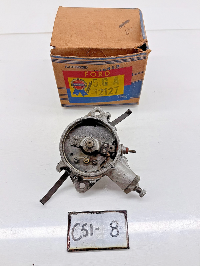 NOS 1946 1947 1948 Ford MERCURY 6-CYLINDER G-Series DISTRIBUTOR 5GA-12127 C51-8
