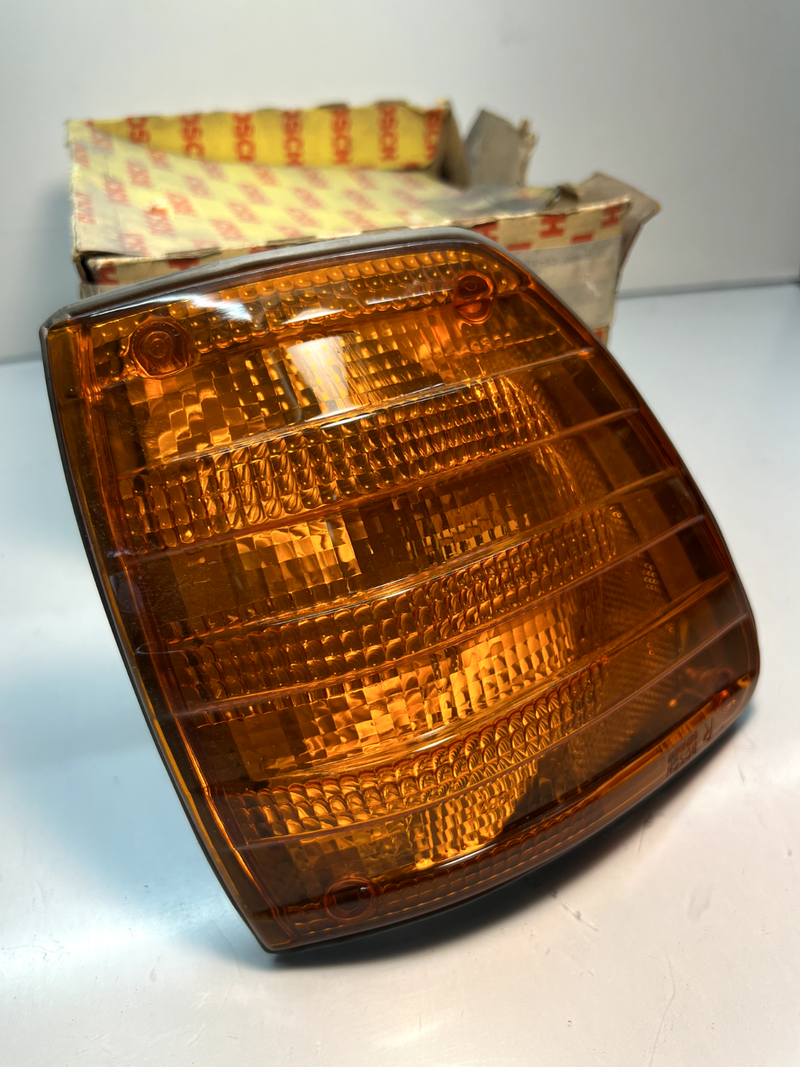 NOS 1973 1980 Mercedes W116 280SE 450SEL RIGHT TURN PARKING TAIL LIGHT C3-7
