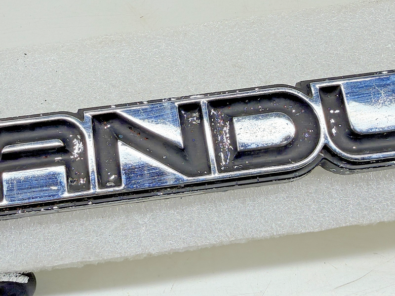OEM 1983 - 1996 GMC Vandura 2500 Fender Body Emblem Nameplate Badge 14052244 E9