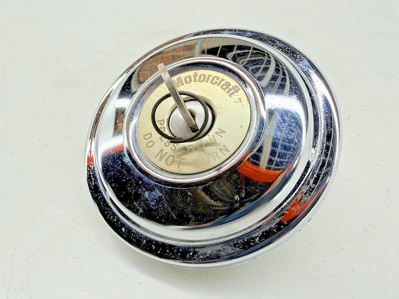 NOS Ford GM Chrysler Motorcraft Vented Locking Chrome Gas Cap XO-1906 C71-24