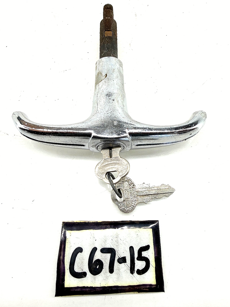 Vintage OEM GM 1946 1947 1948 Oldsmobile Trunk Handle w/ Keys C67-15