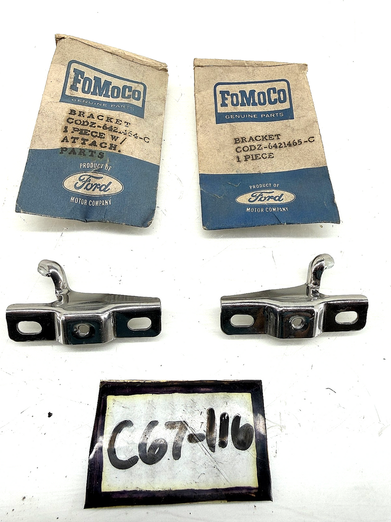 NOS 1960 - 1963 FORD FALCON VENT WINDOW PIVOT BRACKETS C0DZ-6421464-C C67-116