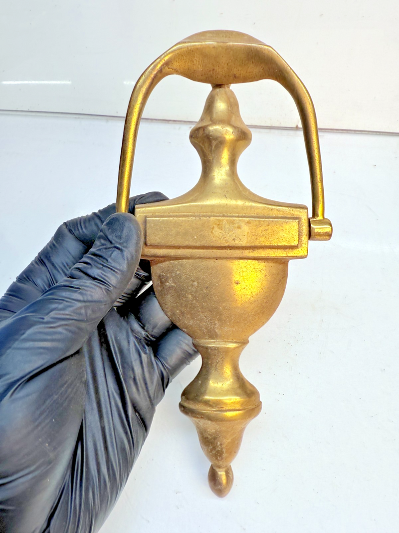 VINTAGE ANTIQUE BRASS TRADITIONAL DOOR KNOCKER 7.5" B68-16