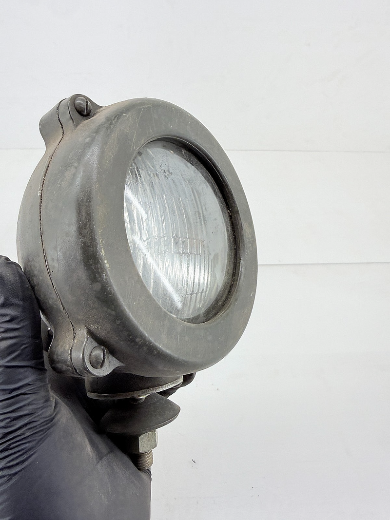 Original HMMWV M998 M37 M35 M715 M38A1 M151A2 M38 M113 TANK LIGHT C48-24