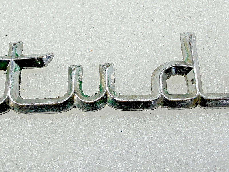 OEM 1956 - 1963 Studebaker Dry Desert Emblem Script Trunk Lid 1314300 E9-79