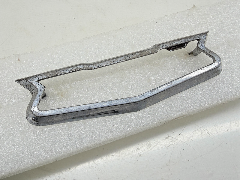OEM 1955 1956 1957 Chevrolet Belair Trunk Lid Bezel BLC USA E9-61