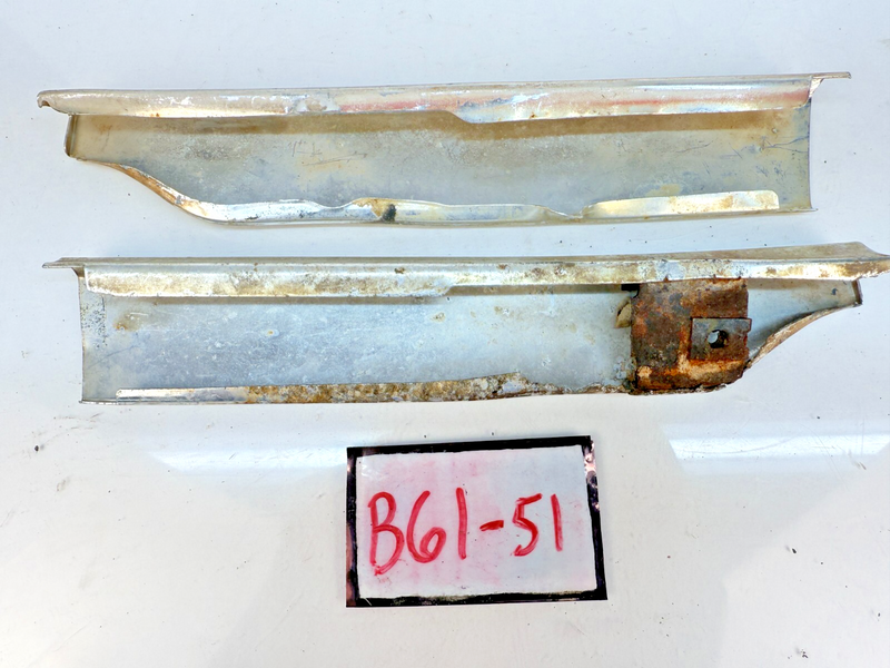 OEM 1960 Chevy Impala Pair Lower Grille Trim Filler Splash Shield Molding B61-51