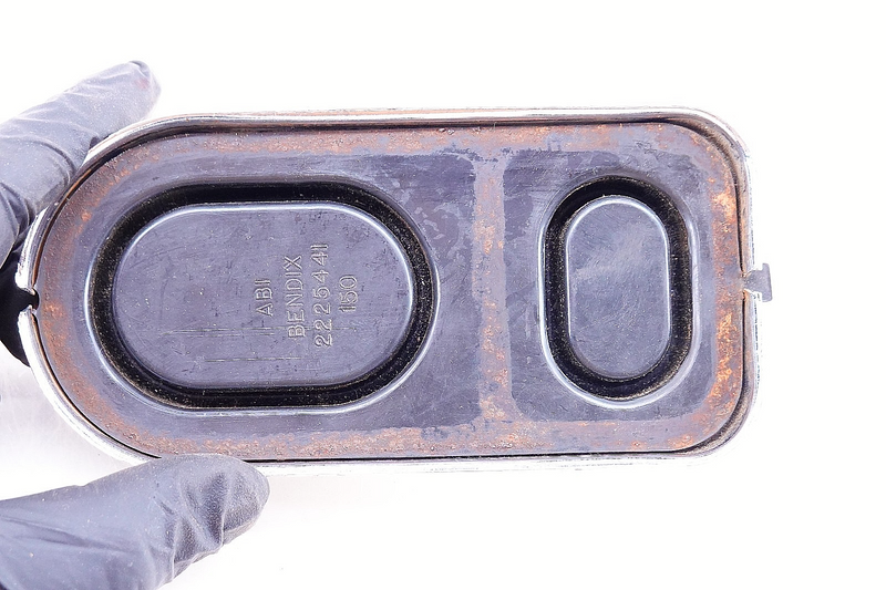 OEM 1969 1970 FORD MUSTANG DISC BRAKE MASTER CYLINDER COVER 2881512 C54-35