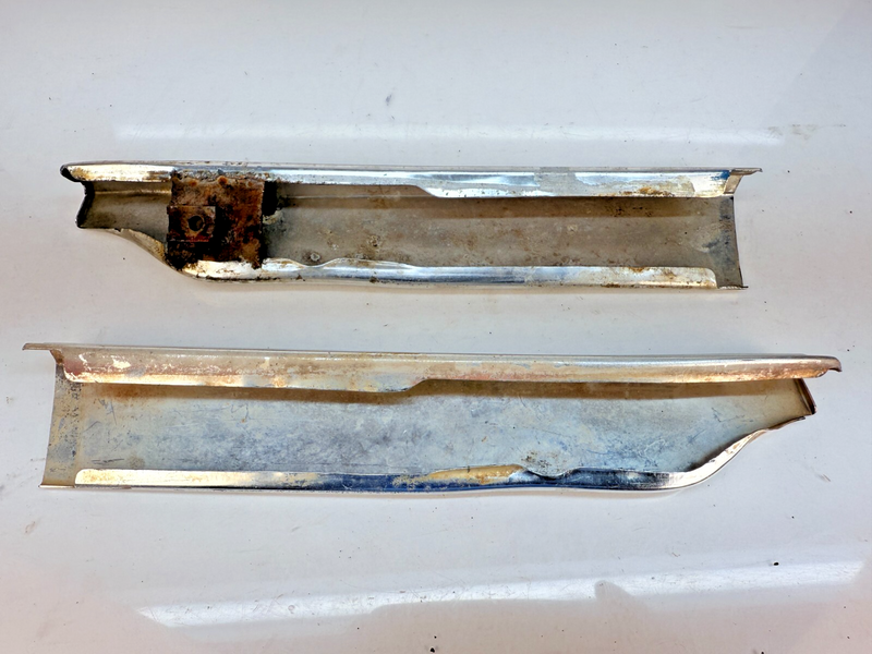 OEM 1960 Chevy Impala Pair Lower Grille Trim Filler Splash Shield Molding B61-48