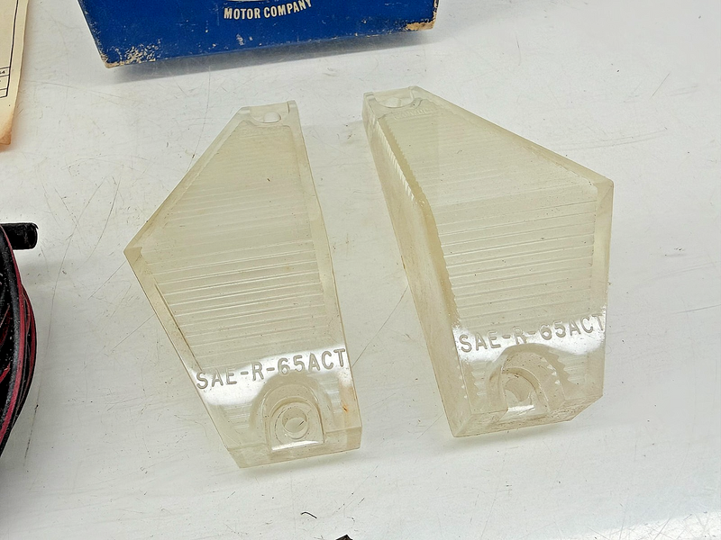 NOS 1965 Mercury Comet Wagon Back Up Light Kit C5GY-15499-B 65 C60-3