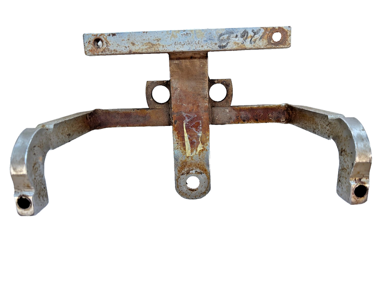 GM Accessory Chevrolet 1961 Chevy Passenger 2 & 4 Door Tow Trailer Hitch B71-13