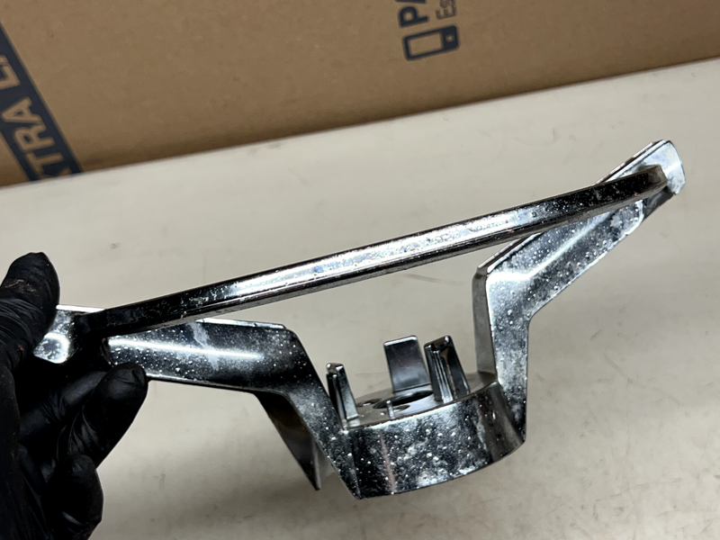 OEM 1965 1966 Chevy Impala Caprice Steering Wheel Horn Ring 3882985 65 66 B37-31