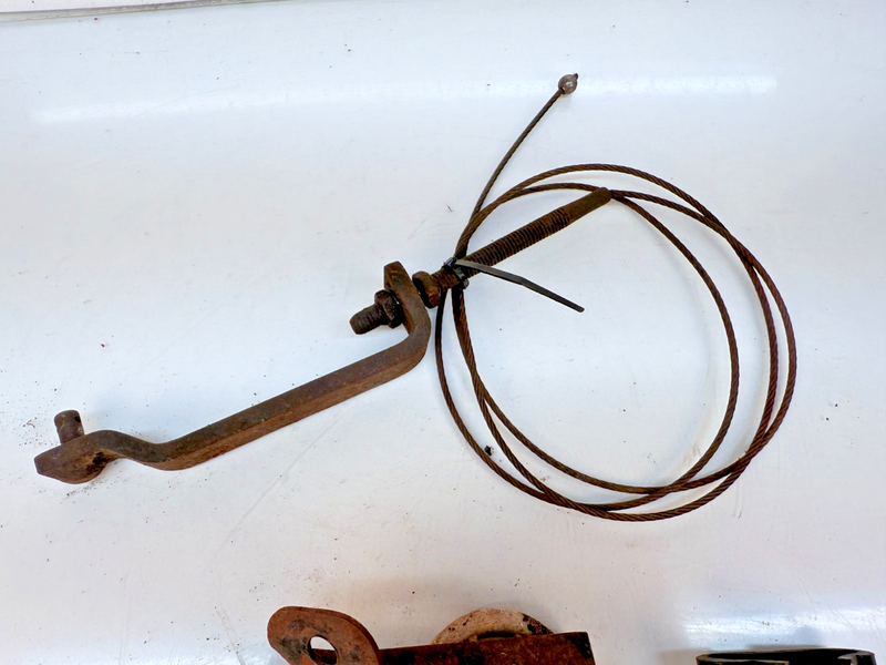 OEM 1959 1960 CHEVROLET Impala Set BRAKE CABLE GUIDES Rollers B76-25