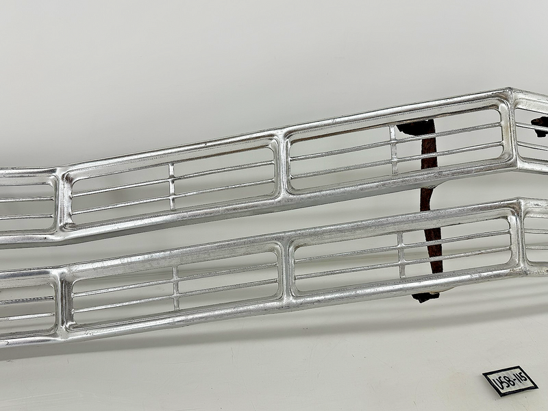 Original 1967 FORD GALAXIE 500 XL LTD GRILLE C7AZ-8200-A 67 U5B-115
