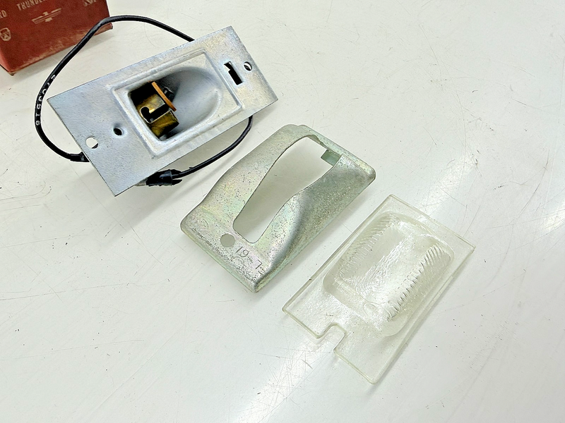 NOS 1959 - 1963 Ford Galaxie Rear License Lamp Body & Socket B9A-13560-A1 C70-28