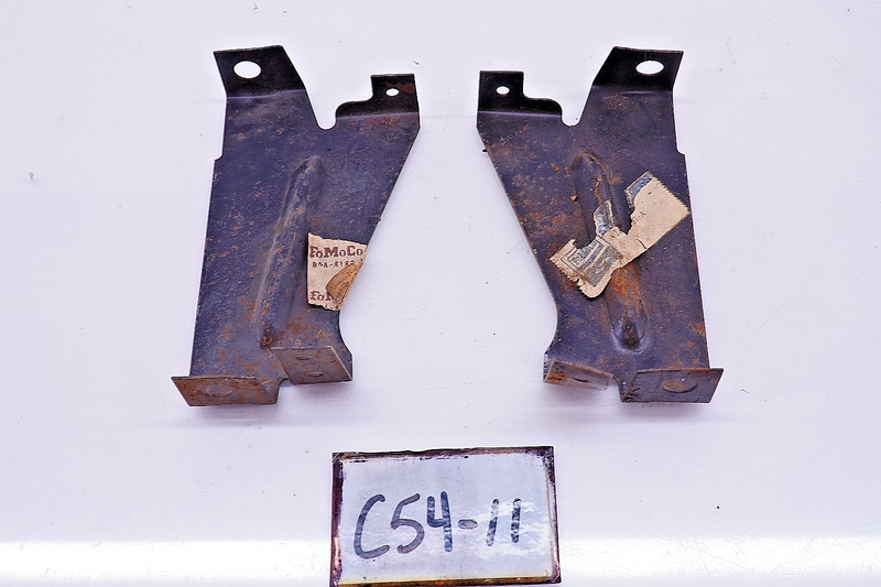 NOS 1959 FORD GALAXIE FAIRLANE PAIR GRILLE SUPPORT BRACKET B9A-8180-A C54-11