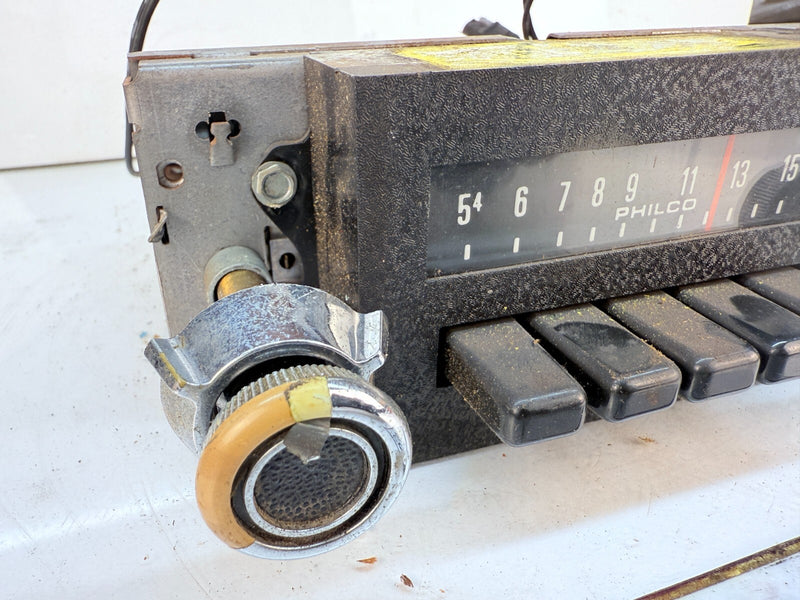 OEM 1976 Ford Factory Radio Am Philco 6A-D6DA-18806 B68-6