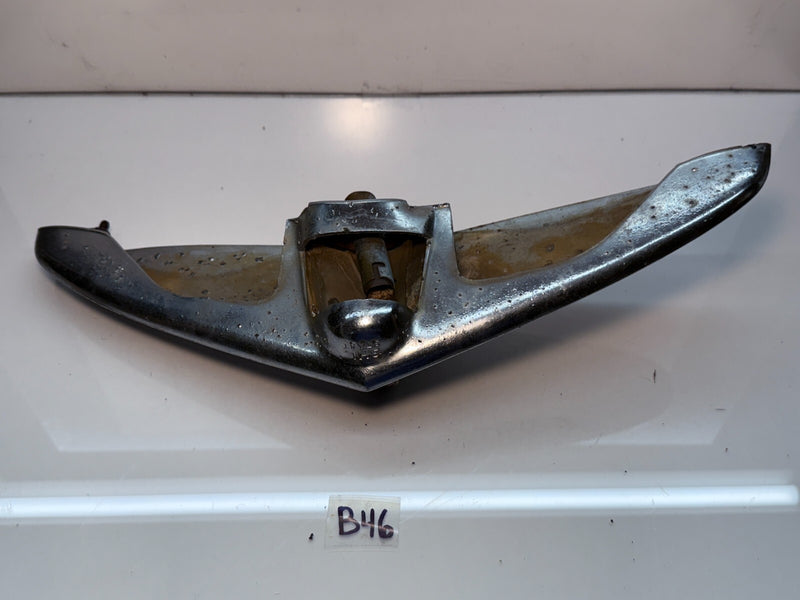 OEM STUDEBAKER 1952 COMMANDER CHROME TRUNK DECK LID TRIM EMBLEM XOC 802 B46