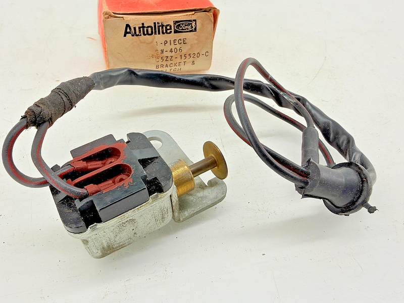 NOS 1964 1965 1966 Mustang Fastback Coupe Vert 3SPEED BACK UP LAMP SWITCH C60-19