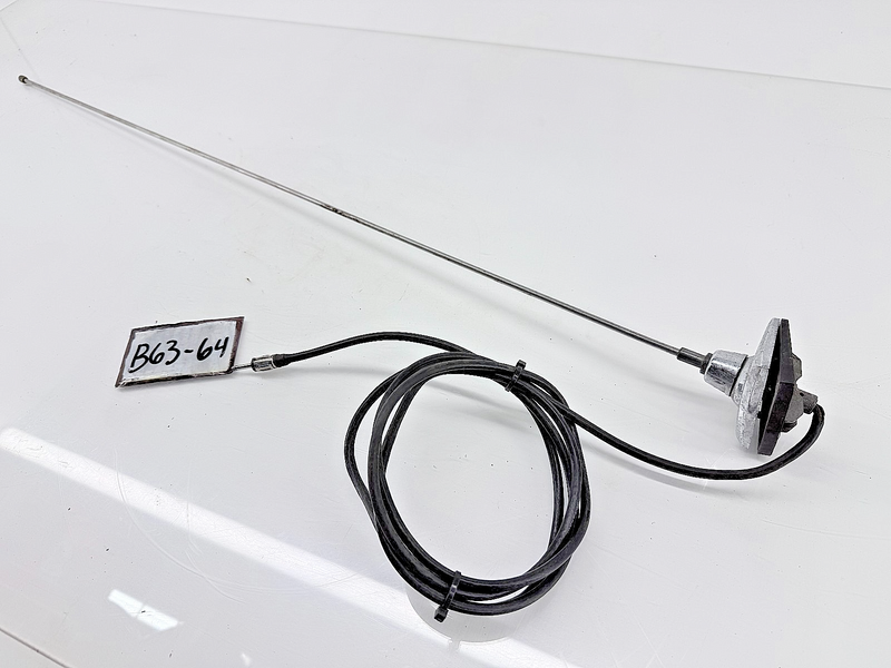 Original GM 1967 - 1978 C2 C3 Corvette Fixed Antenna Mast & Chrome Base B63-64