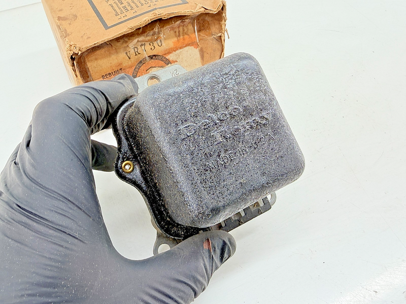 NOS 1962 1963 1966 1967 Oldmobile Buick Delco Voltage Regulator 1119507 C74-11