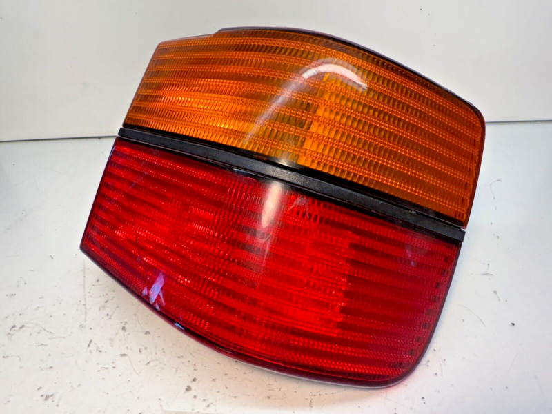 NOS 1993 1994 1995 1996 1997 1998 1999 Volkswagon Jetta Rear Tail Light RH C9-11
