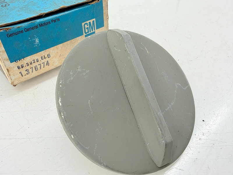 NOS 1974 1975 Oldsmobile Starfire Pontiac Astre Fuel Tank Gas Cap GM 376744 C71