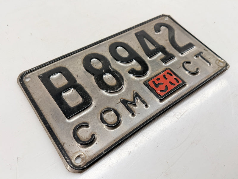1950 Connecticut Commercial License Plate B8942 COM CT Vintage Original C47-66
