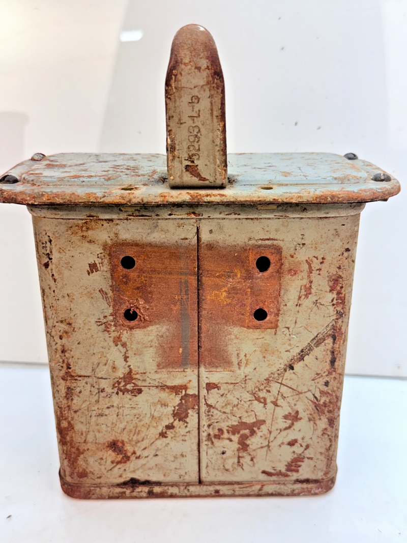 Original WWII Navy Battery Lantern 9-S 5293L Type JR-IS Delta STEAM PUNK B78-19