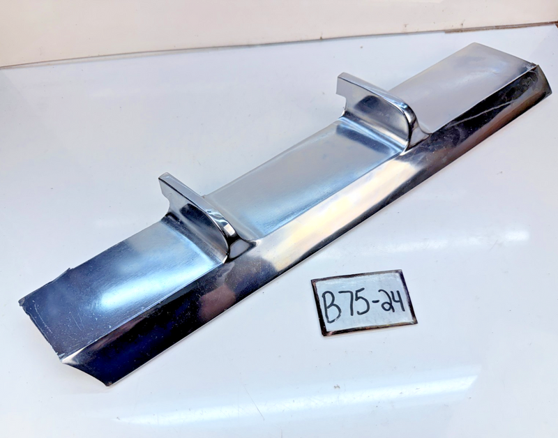 VINTAGE OEM 1949 Lincoln Cosmopolitan CHROME Grille Bar 7EH-8204 RH Grill B75-24