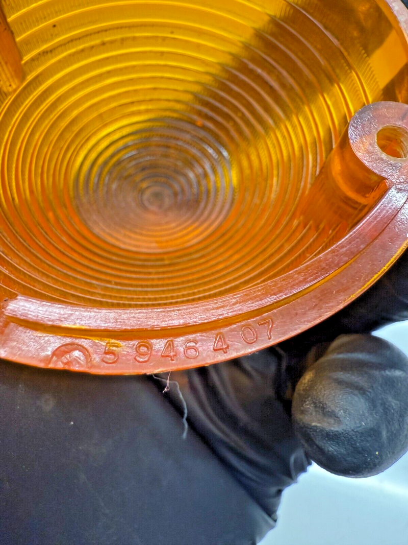 OEM 1955 1956 1957 CHEVY Truck TURN SIGNAL LIGHT LENS 5946407 Amber G Van C22-37